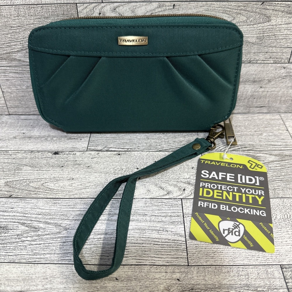 TRAVELON Women's Green Wristlet Zip Around RFID Blocking Travel Nylon 7.5x4"